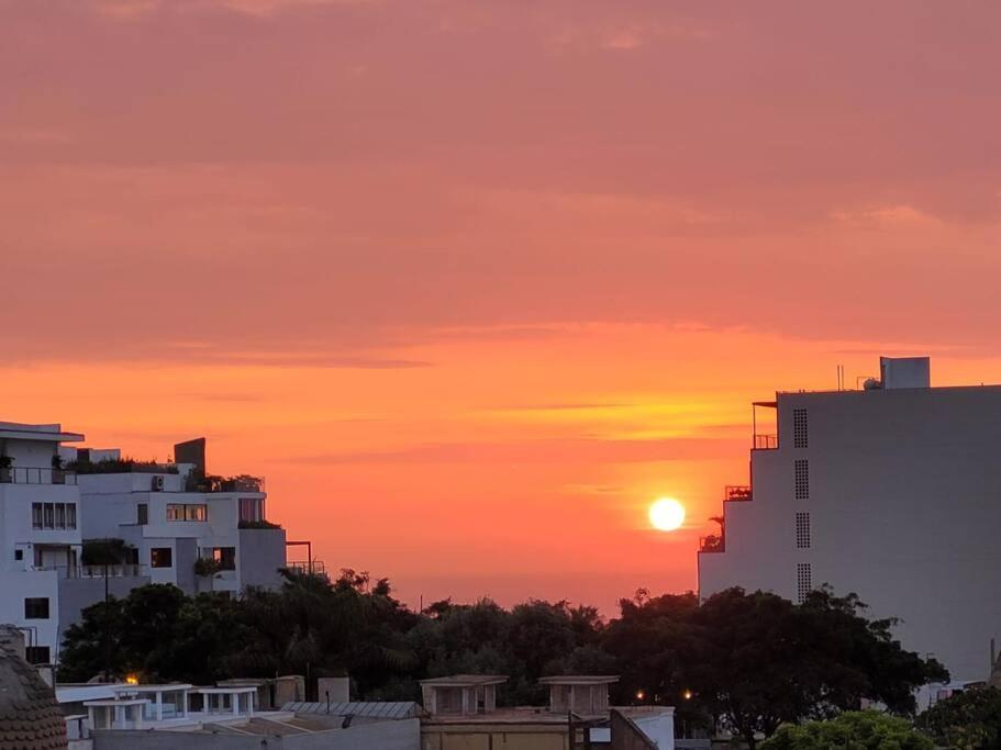 Apartamento Moderno Departamento Cerca Al Malecon
